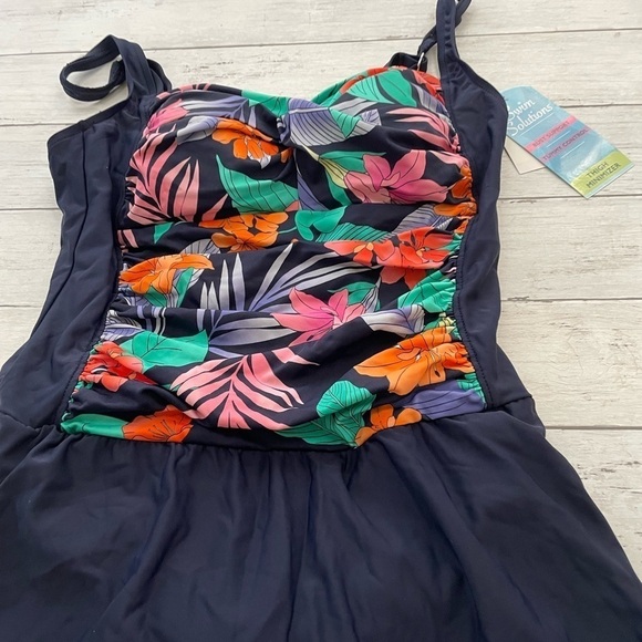 Swim Solutions Women's Colorblocked Tummy-Control Swimdress shirred front 14 - Picture 11 of 11